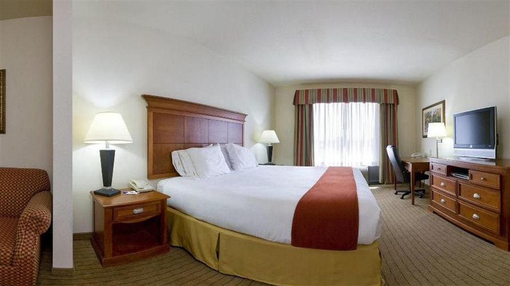 Holiday Inn Express & Suites Dyersburg, An Ihg Hotel Kültér fotó